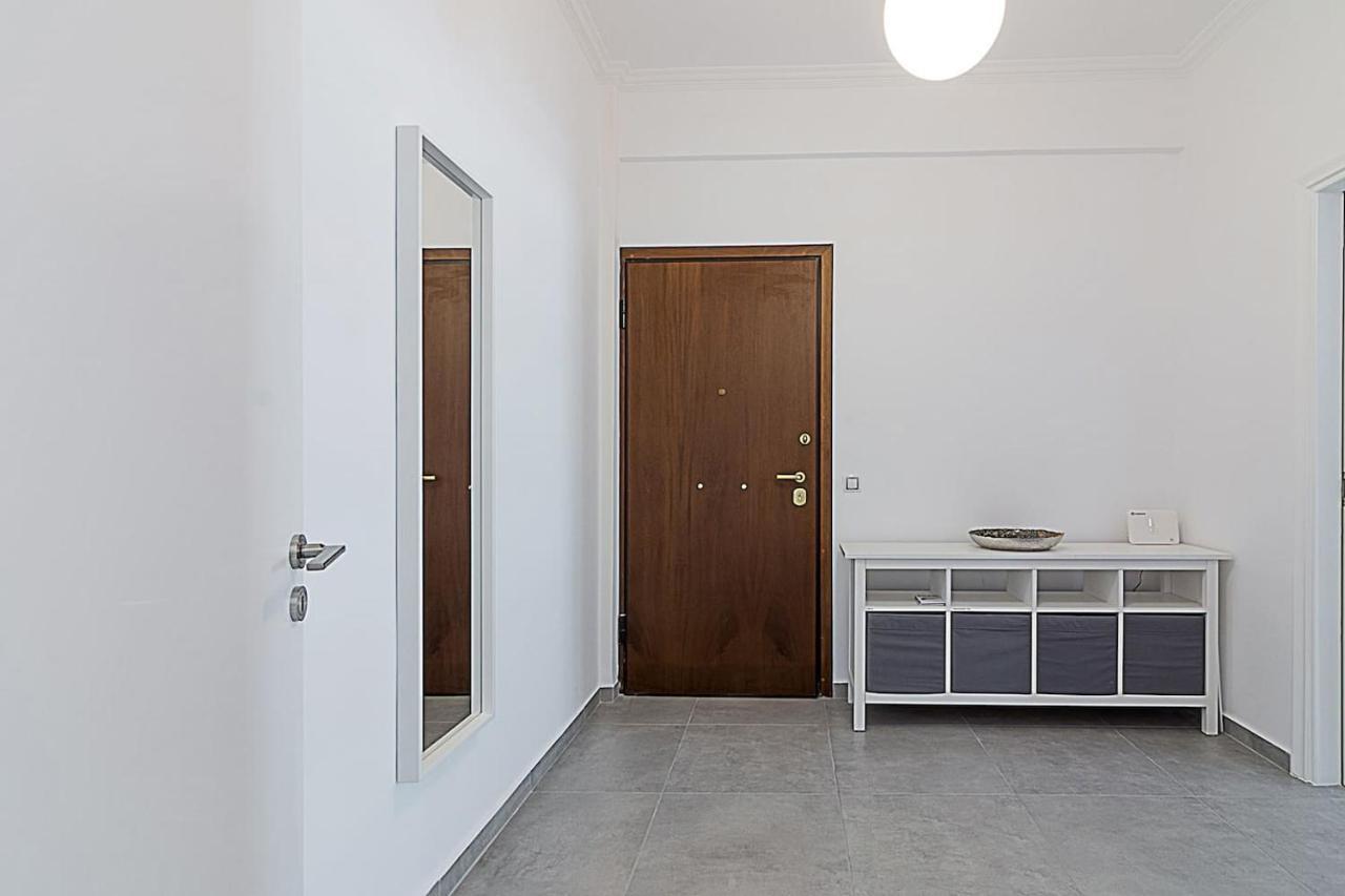 Spacious Two Bedroom Apartment In Central Location Athens Exterior photo